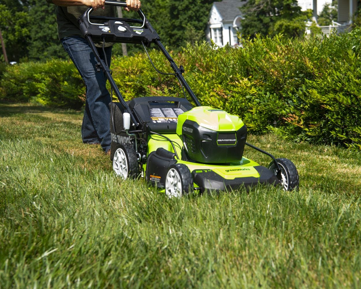 40V 21" Cordless Battery Self-Propelled Lawn Mower w/ (2) 4.0Ah USB Batteries & Charger