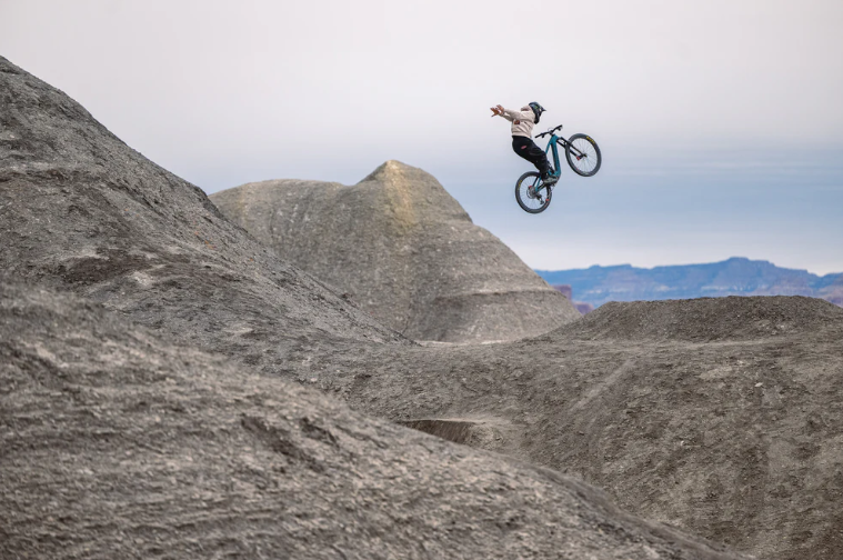 Santa Cruz Bullit X0 AXS RSV Electric Mountain Bike – Bosch CX